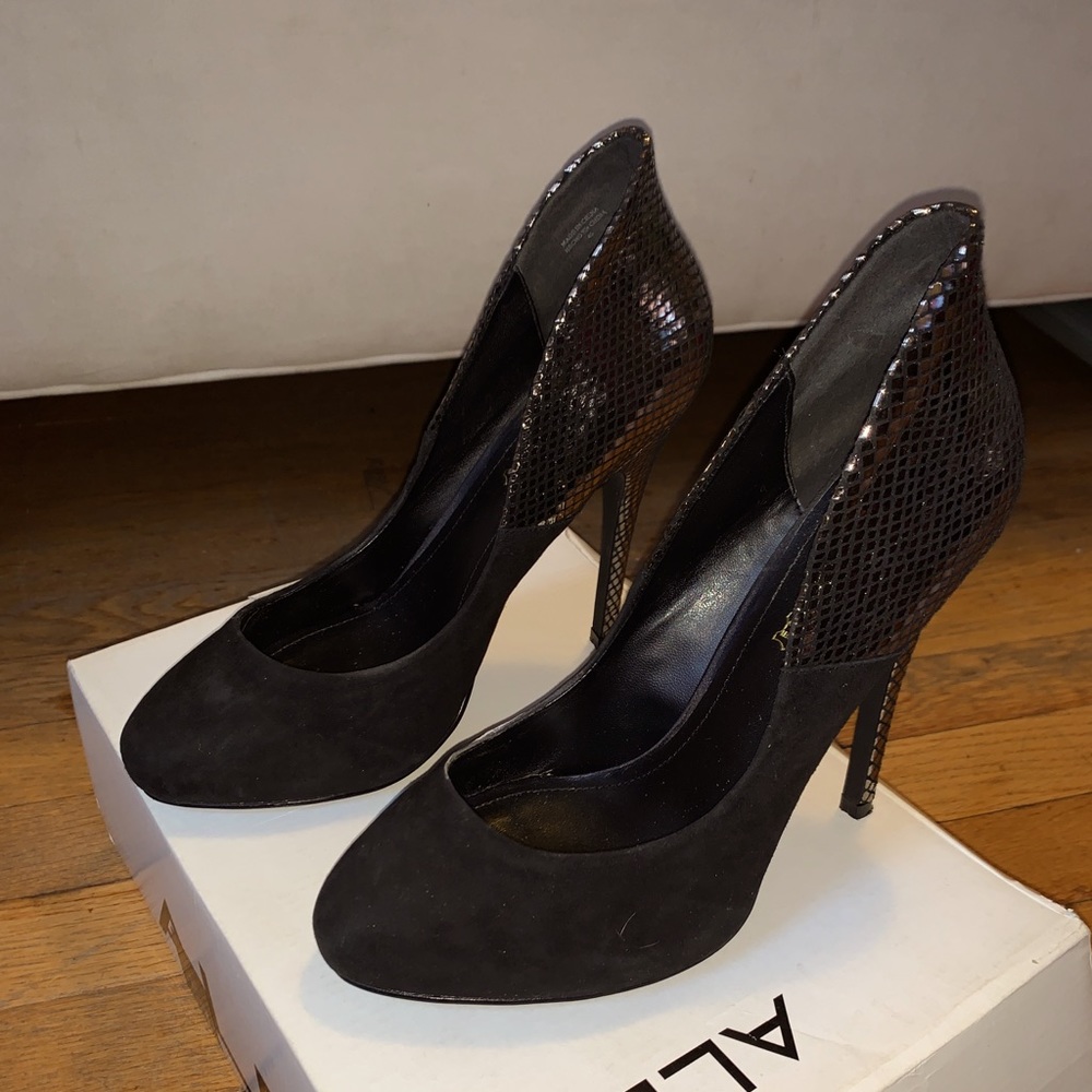Heels (39)